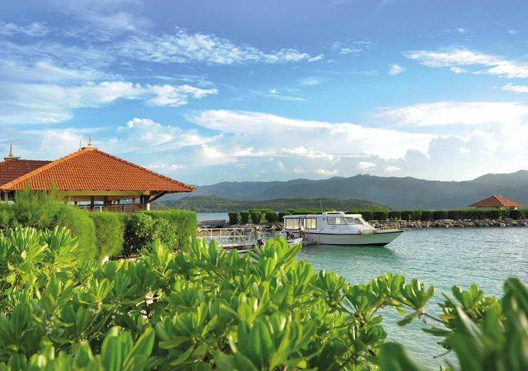 Sainte Anne Island - Beachcomber Hotels