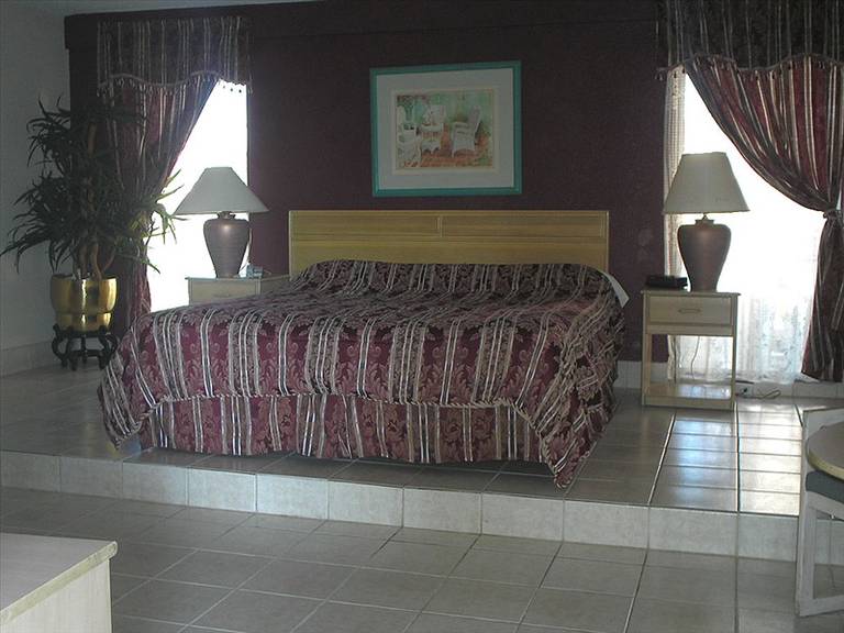 Aruba Hotel & Spa