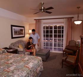 Disney Saratoga Springs Resort & Spa в Джексонвилле
