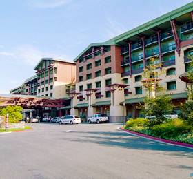 Disney'S Grand Californian в Калифорнии