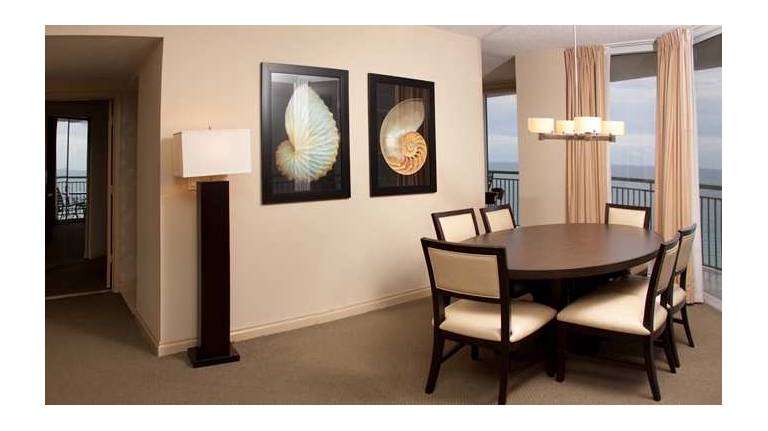 DoubleTree by Hilton Ocean Point Resort & Spa Sunny Isles
