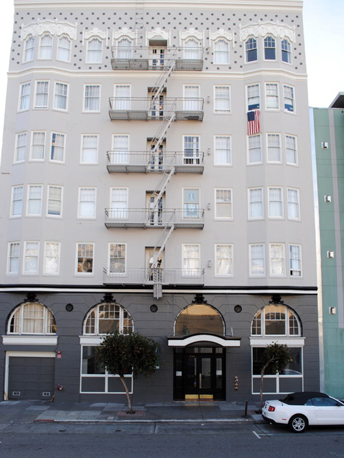 Vantaggio Suites Jefferson Square