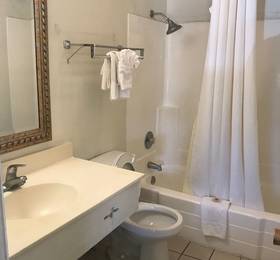 Wyndham Bel Age в Калифорнии