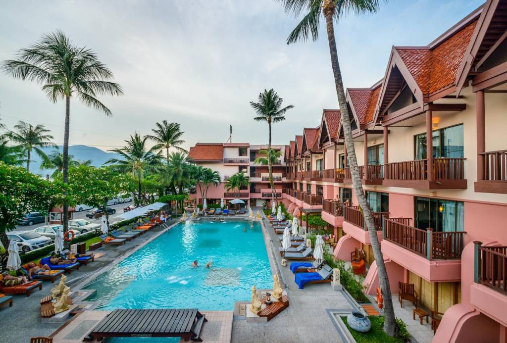 Seaview Patong Hotel 4*