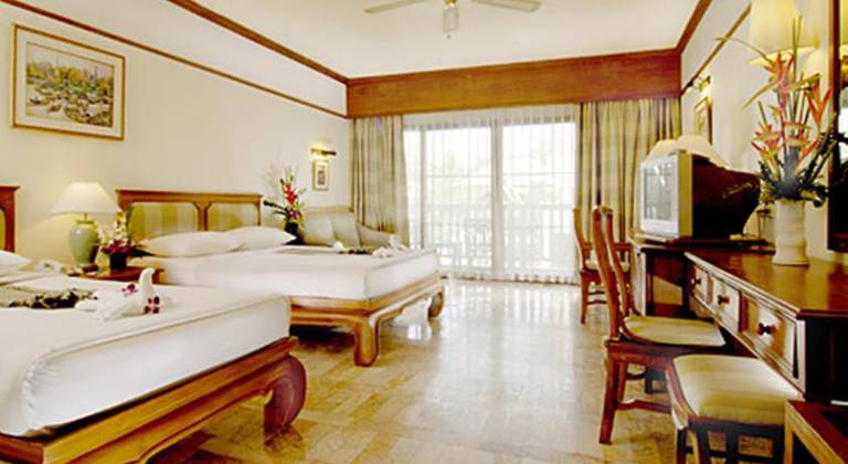 Thara Patong Beach Resort & Spa
