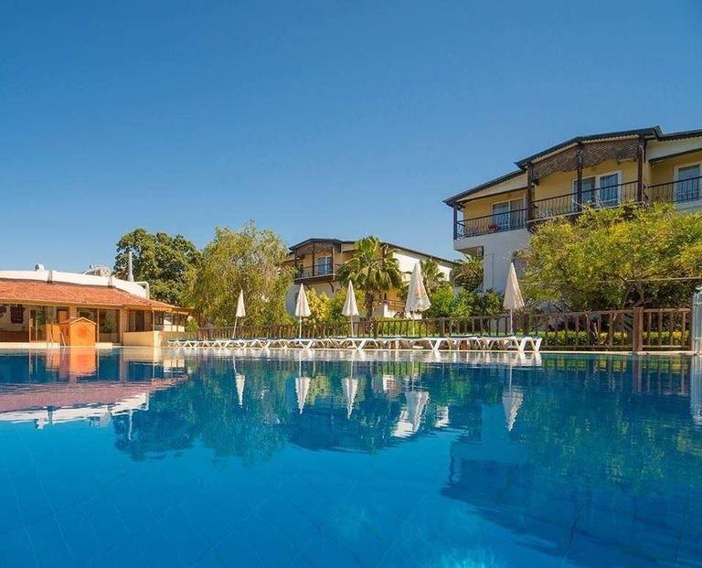 Club Serena Beach