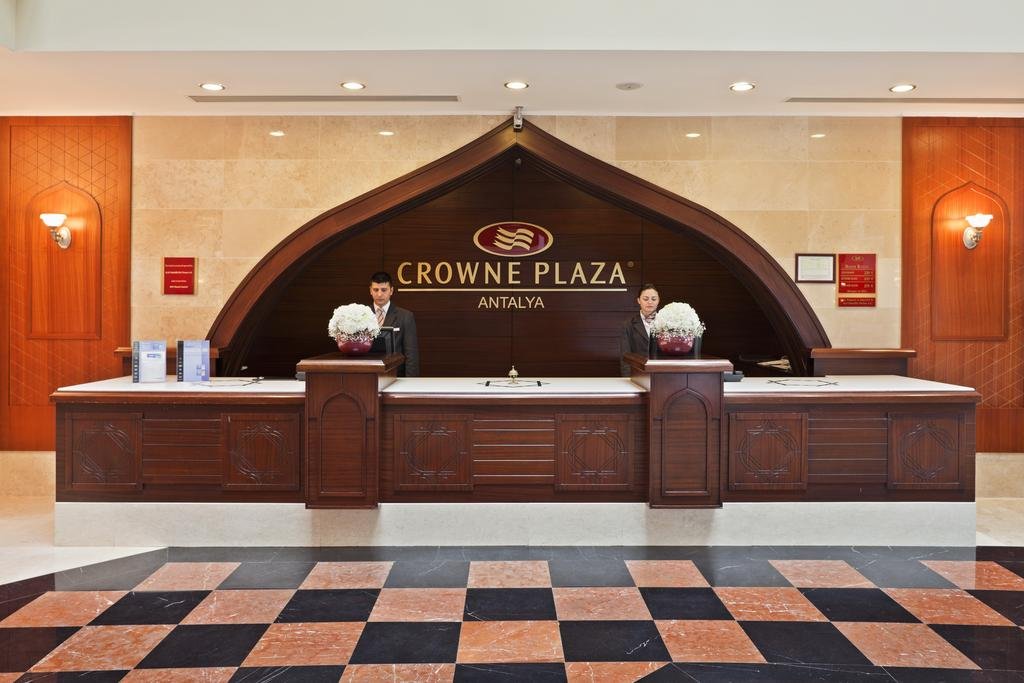 Crowne plaza antalya