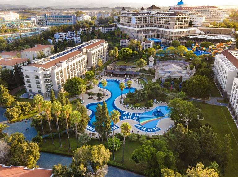 Horus Paradise Luxury Resort