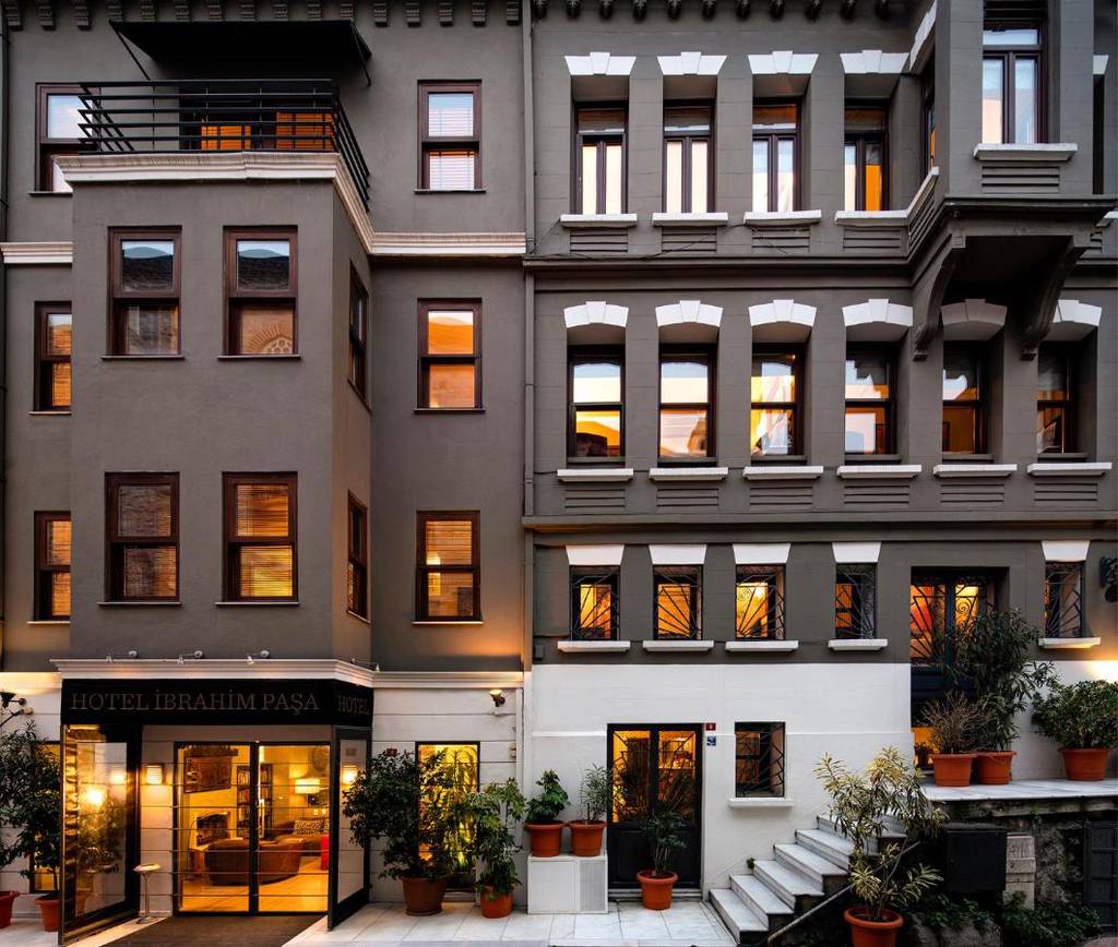 Ibrahim Pasha Apt 4*