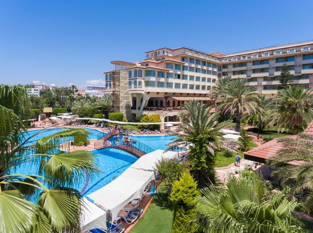Nova Park Hotel 5*
