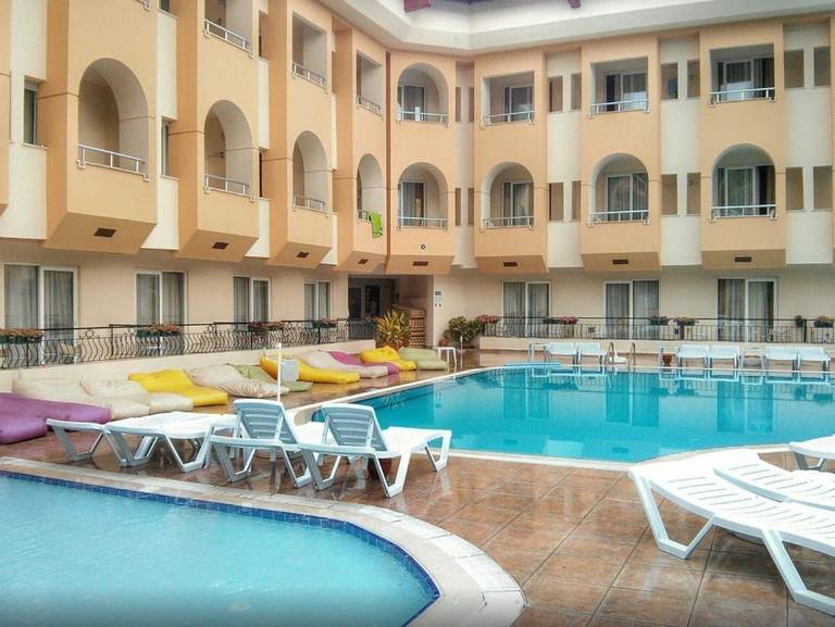 Otium Inn Residence Rivero