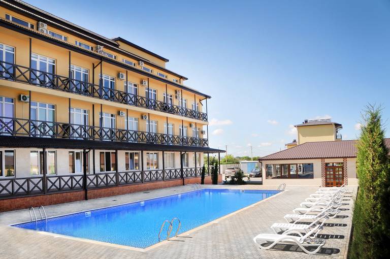 Пансионат Черноморский