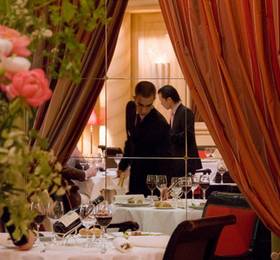 Astor St Honore в Париже