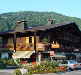 Chalet Cridelf Apt в По