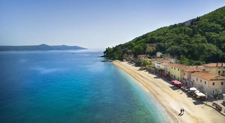 Marina Hotel