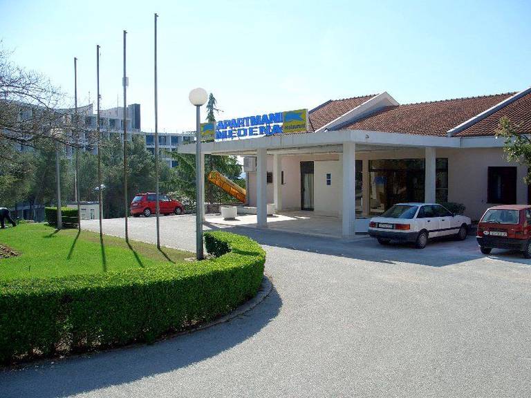 Medena Apartments