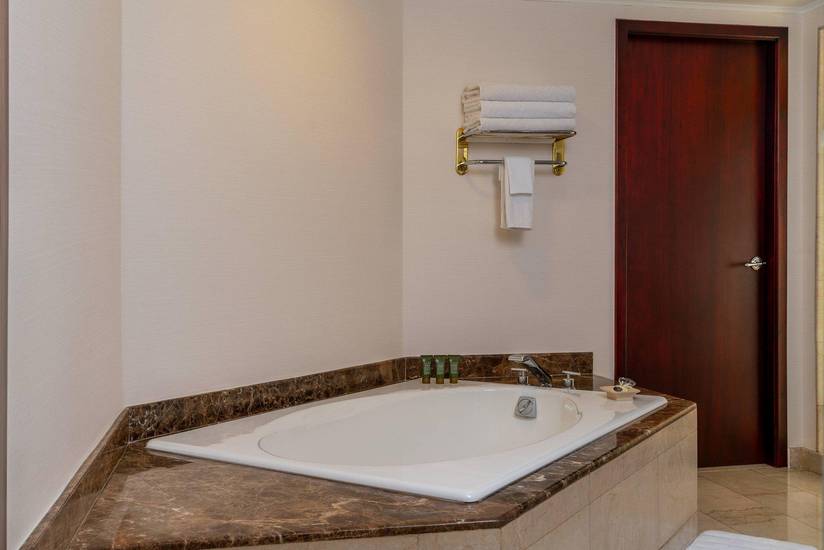 Jw Marriott Hotel Quito 5* Эквадор, Кито