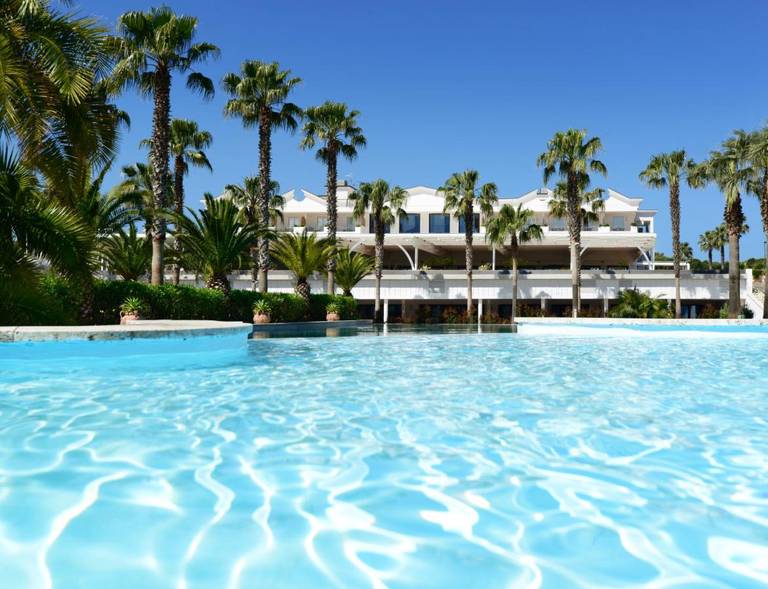 Savoy Beach Hotel