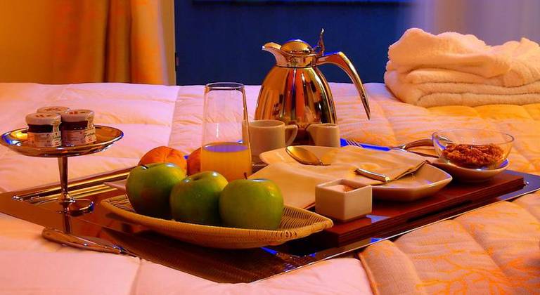 Grand Avalon Sikani Resort