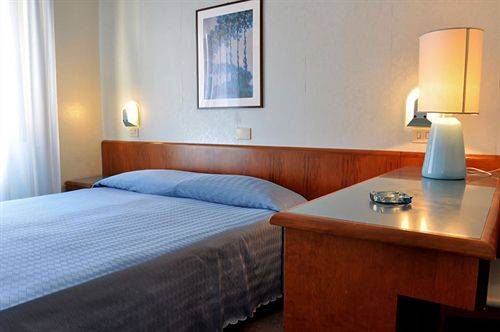 Garda 3* Италия, Милан