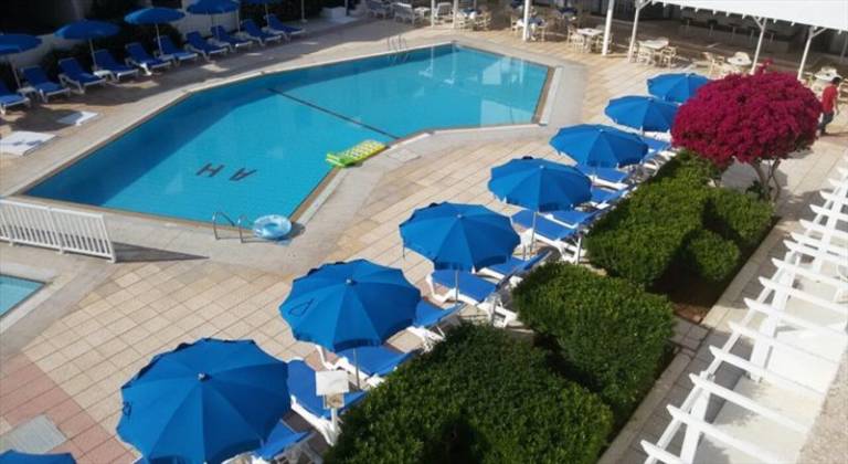 Amore Hotel Apartments