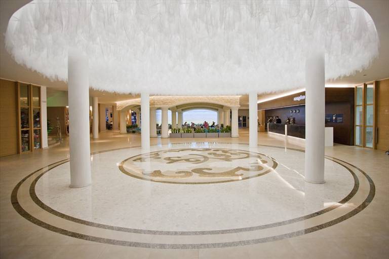 DIT Evrika Beach Club Hotel