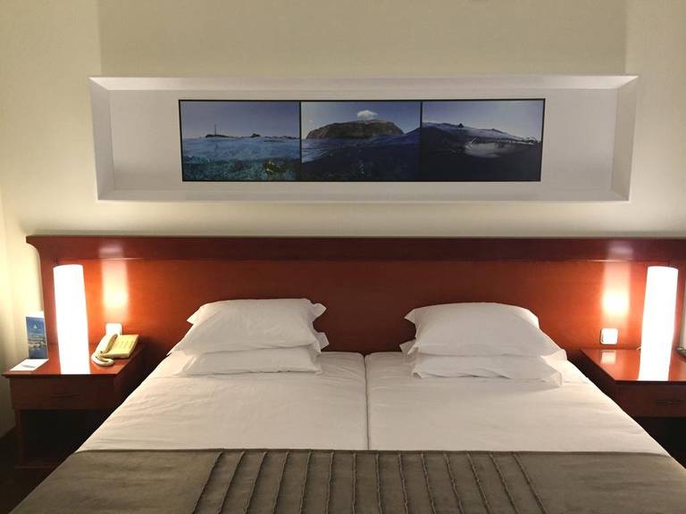 Faial Resort
