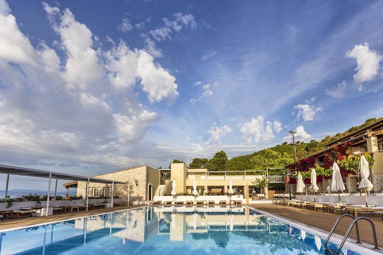 Atrium Hotel