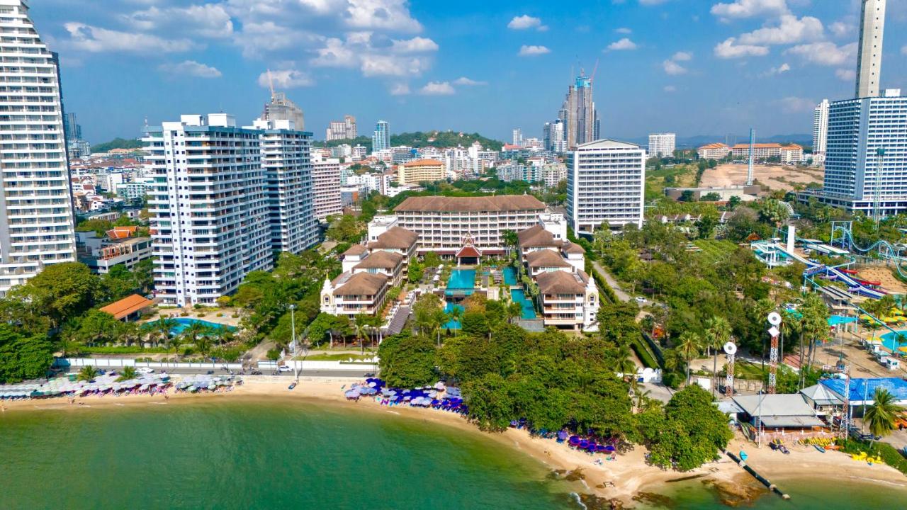 The Heritage Pattaya Beach Resort