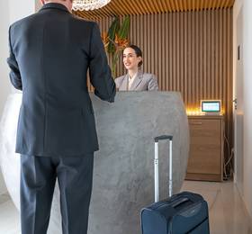 Туры в Hotel In Glifada в Греции