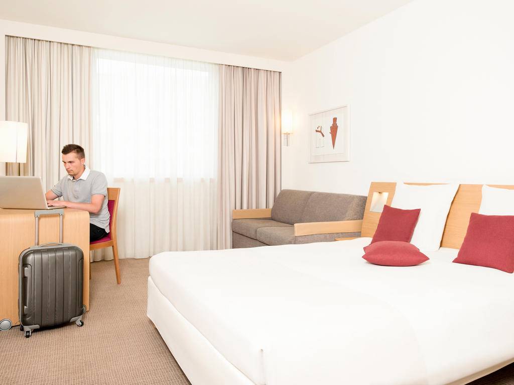 Novotel Luxemburg Centre 4*