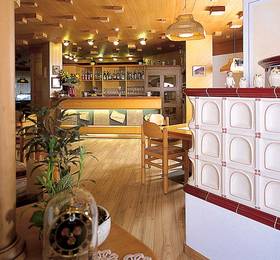 Hotel Crepes De Sela в Валь ди Фассе