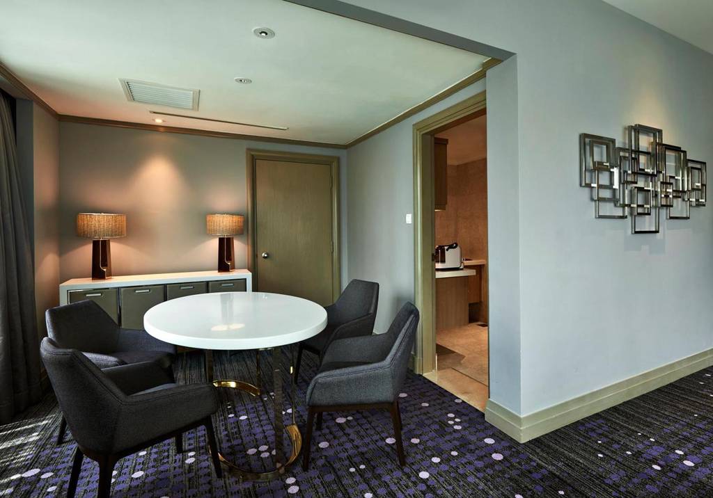 Pullman Kuala Lumpur City Centre Hotel & Residences 5*