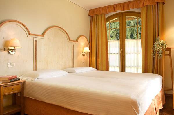 Holidays Dolomiti Apartment Resort Apart 2* Италия, Мадонна ди Кампильо