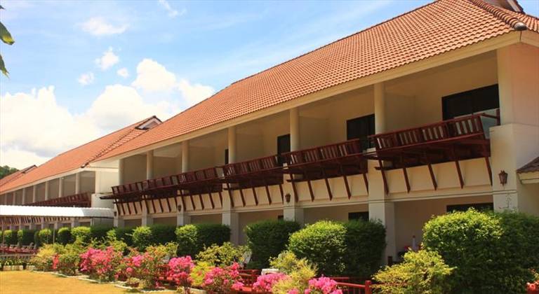 The Privacy Beach Resort & Spa