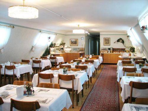 Schweizerhof Hotel 3* Австрия, Вена