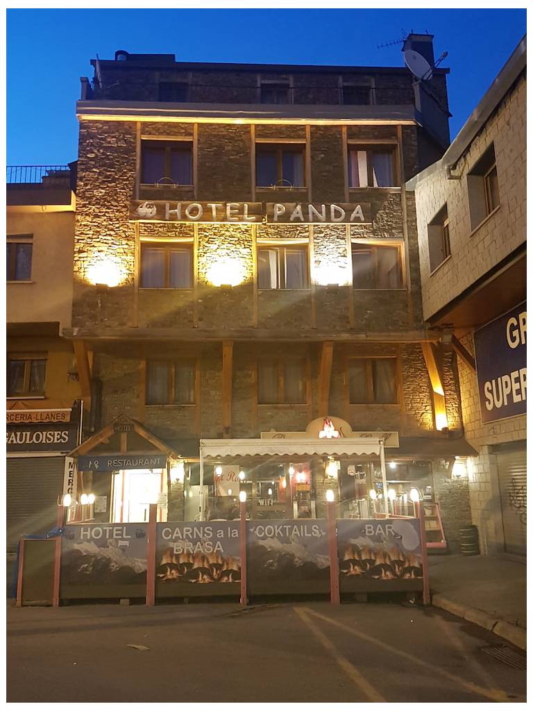 Panda Hotel