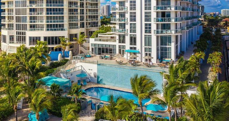 Marenas Resort