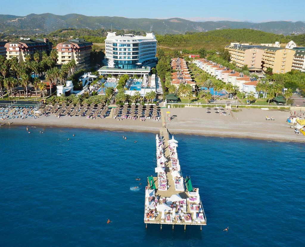 Q Premium Resort  Турция, Окурджалар