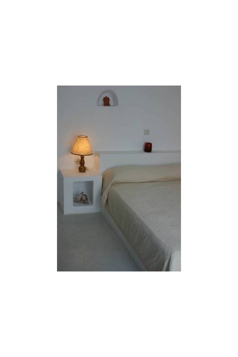 Remezzo Studios & Apartments