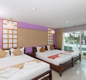 Time Out Hotel в Пхукете