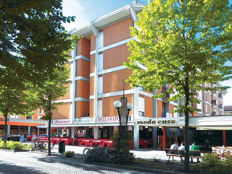 Appartamenti Aprilia E Adria