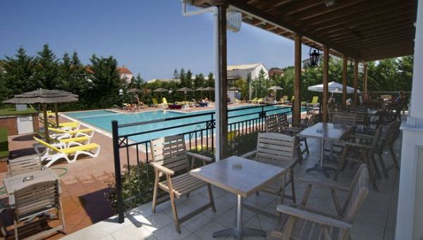 Thinalos Aparthotel 3*