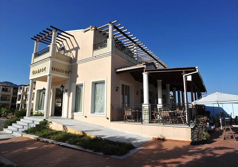 Thinalos Aparthotel
