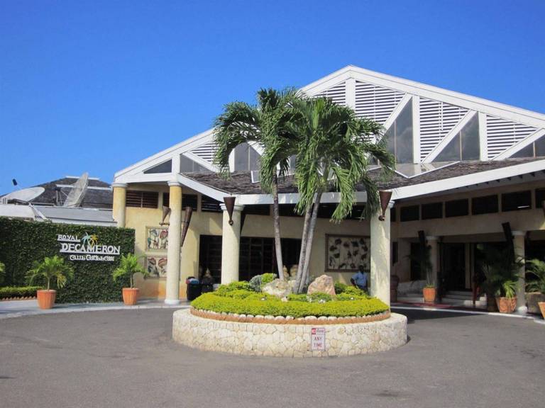 Royal Decameron Club Caribbean