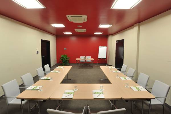 Holiday Inn Genoa City