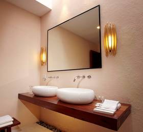 Panglao Bluewater Beach Resort в Бохоле