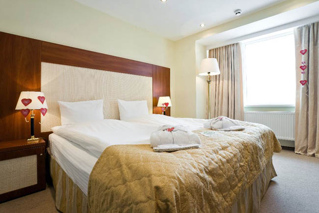 Marins Park Hotel Москва Пражская 4*