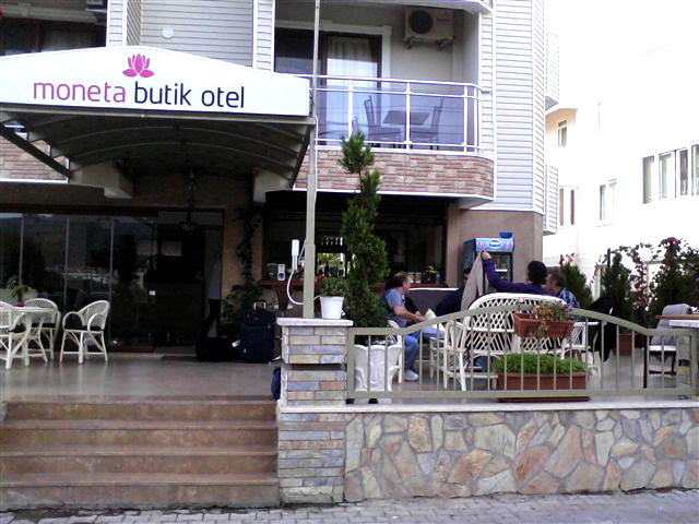 Moneta Butik Otel
