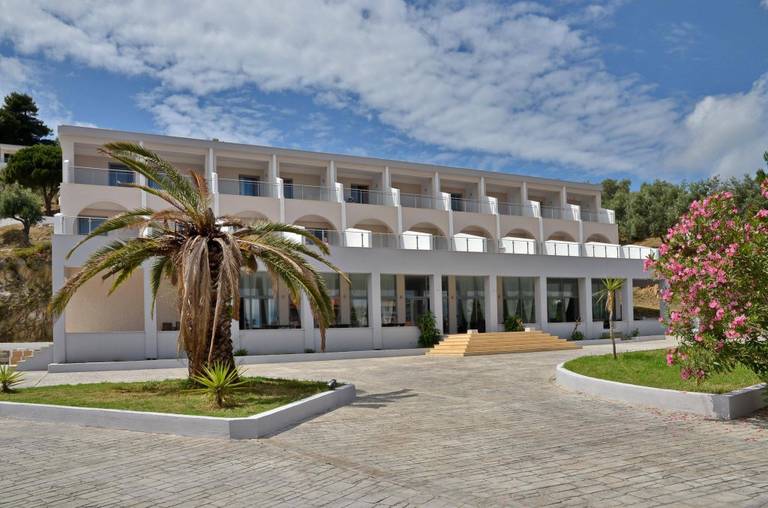 Belvedere Hotel, Achladies